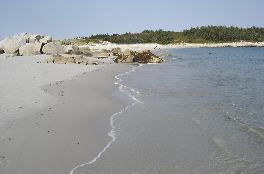 Crystal Crescent Beach